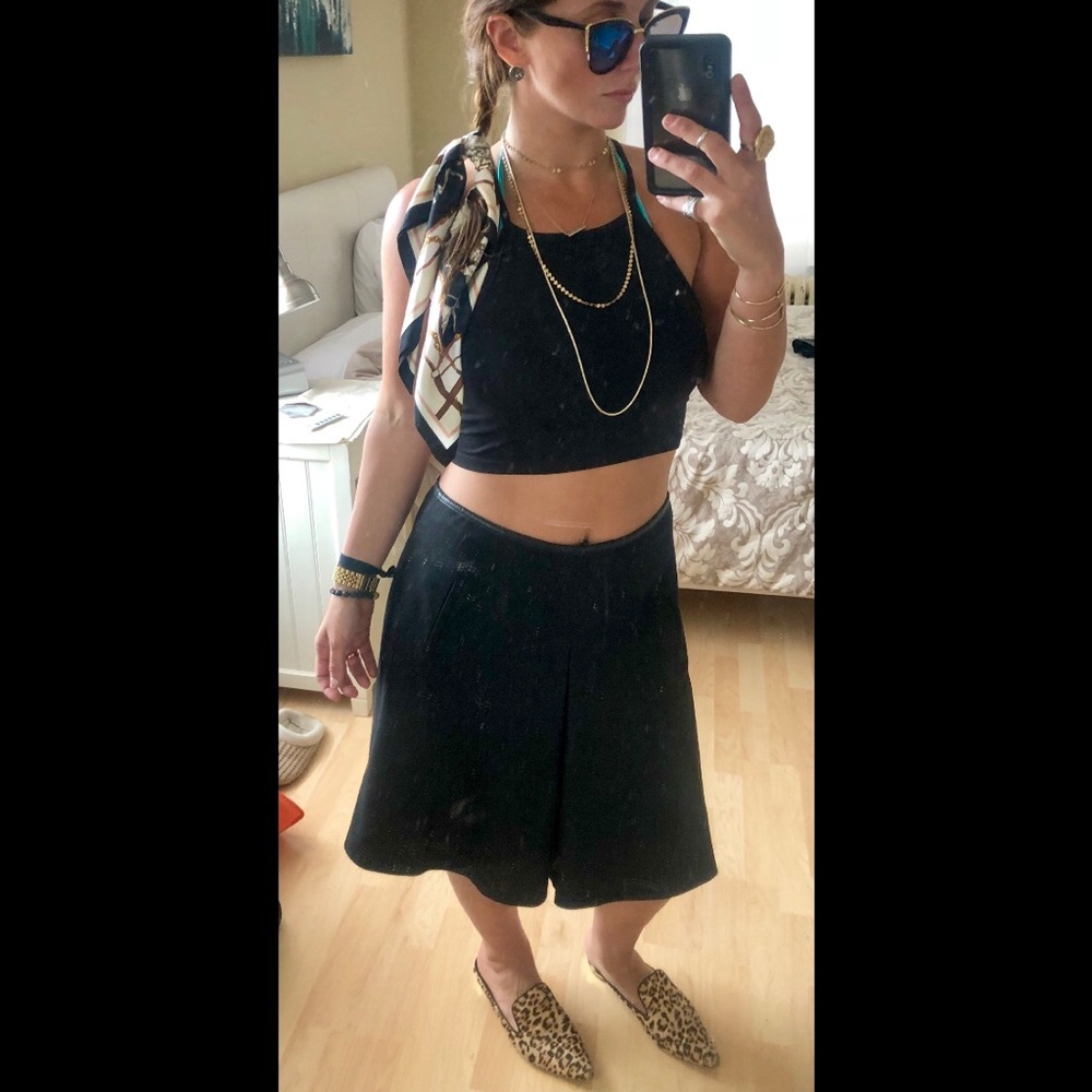 Akris Midi Skirt Black Wool & Leather Trim Pleat - Picture 2 of 8